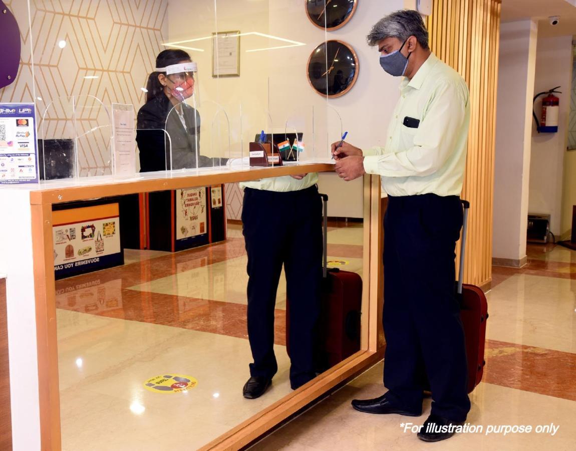 Oyo Flagship 43897 Redstone Hotel Gwalior Ngoại thất bức ảnh